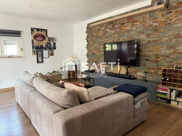 ? Betting  Appartement de 83 m² avec terrasse et double garage : nouveau prix !