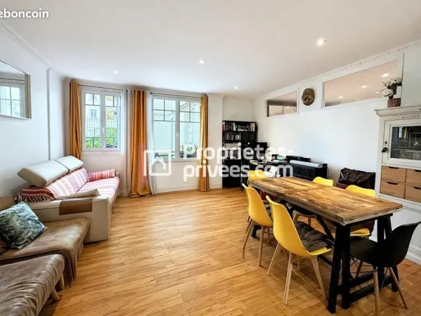 Bureau 61 m²