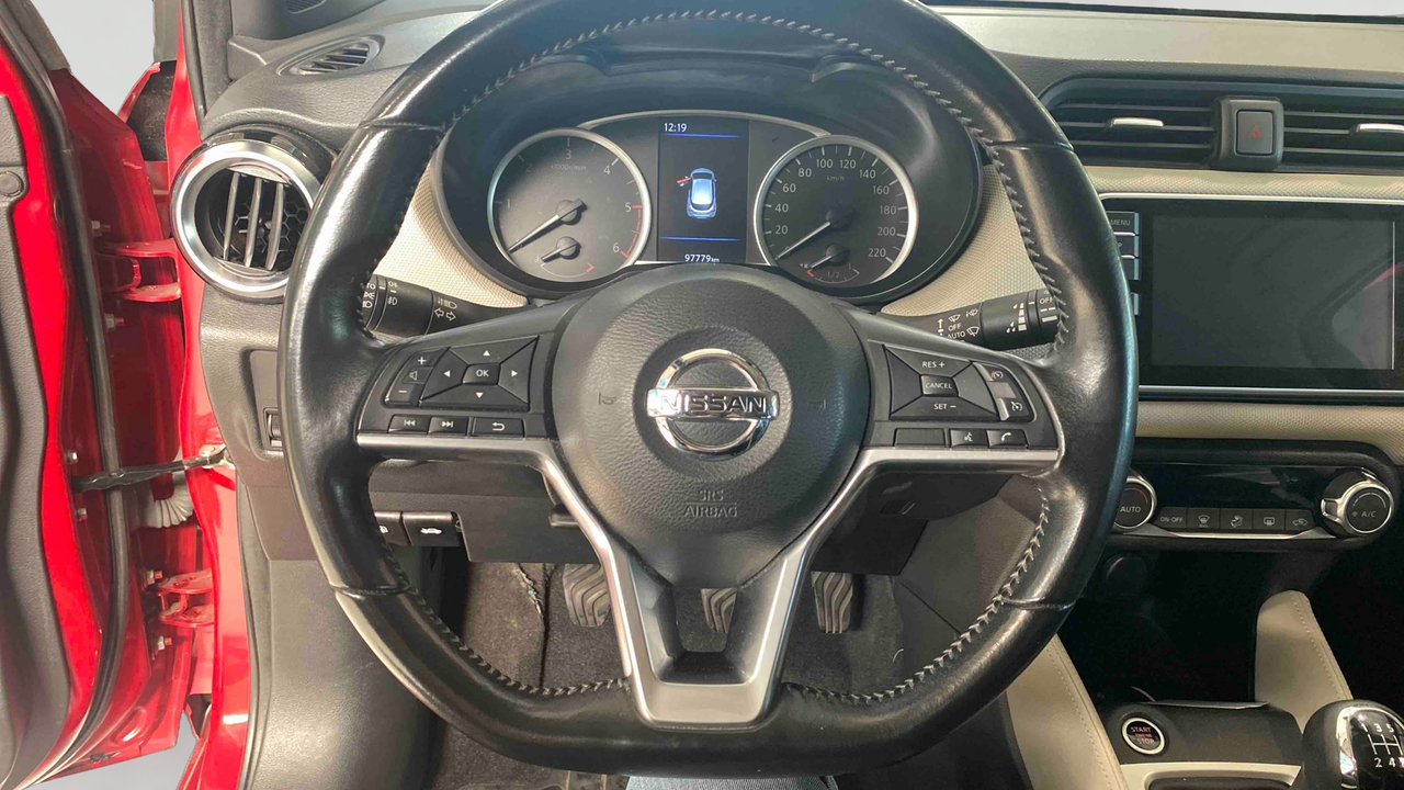Nissan Micra dCi 90 — photo 10