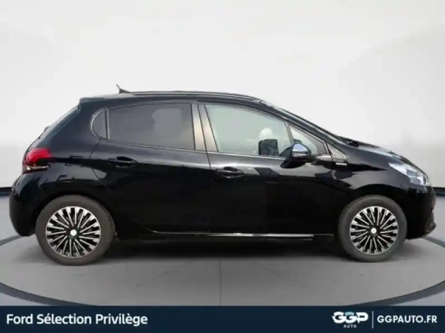 Peugeot 208 1.6 bluehdi 100ch style 5p — photo 6