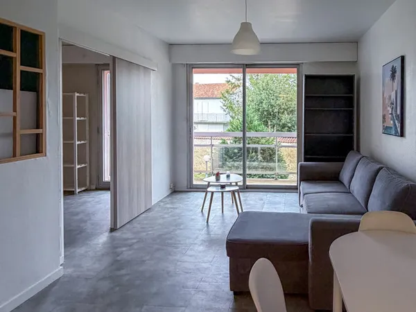 A LOUER APPARTEMENT MEUBLE T1 BIS