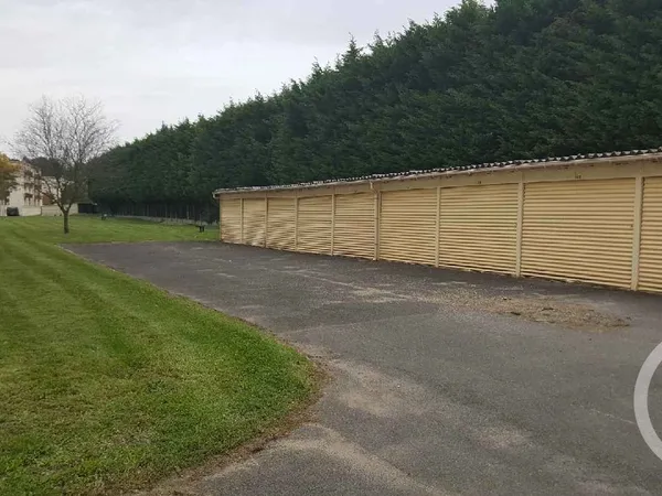 Parking 15 m²