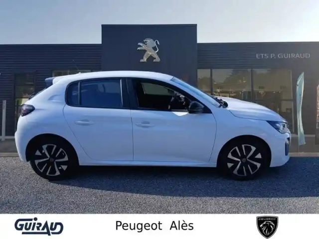 Peugeot 208 puretech 75 s&amp;s bvm5 — photo 47