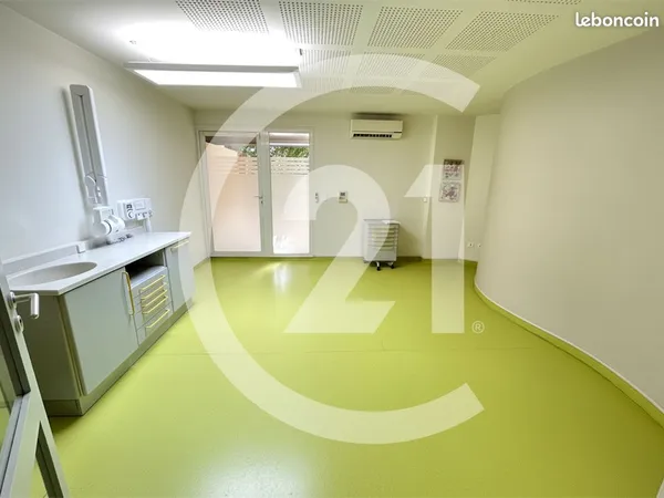 Boutique 63 m² VALENCE