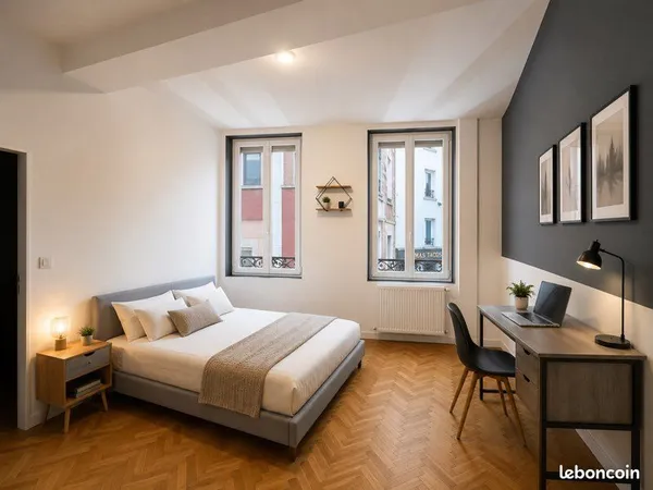 🏡 Colocation - Grande chambre 15 m² - Vue Hôtel de Ville - Saint-Quentin