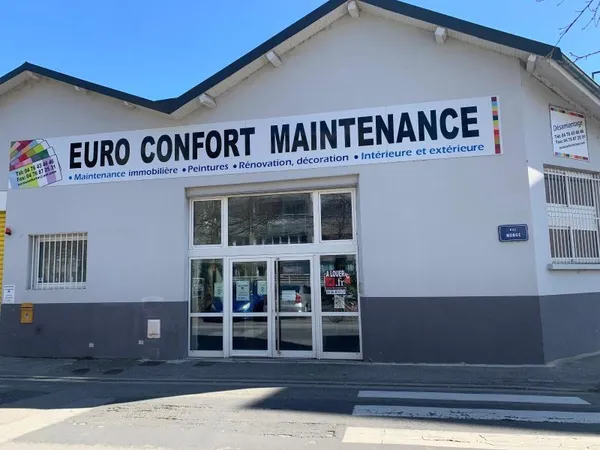 Bureaux 210 m²