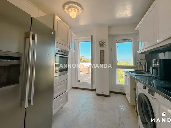 Chambre Colocation Évry-Courcouronnes 6p 25m² 650€
