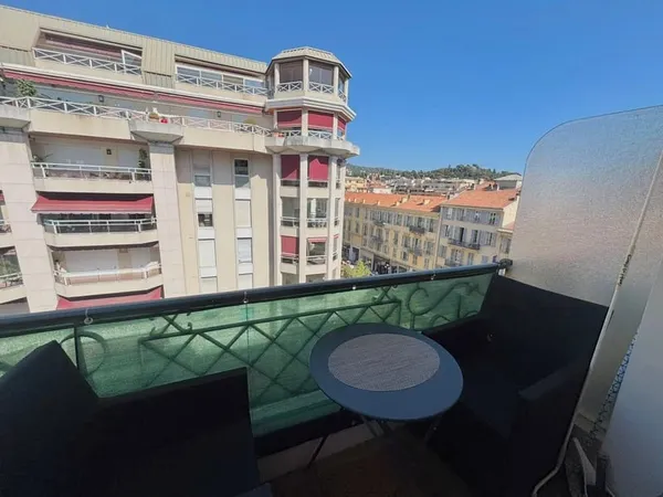 NICE - Hyper-centre, 3 pièces
