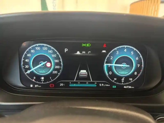Hyundai Bayon 1.0 t-gdi 100 dct-7 hybrid 48v — photo 9