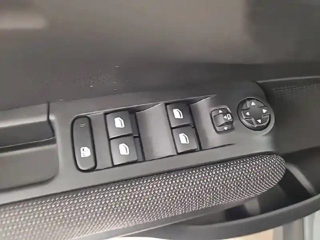 Citroën C3 Aircross puretech 110 s&amp;s bvm6 — photo 38