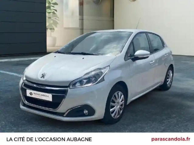 Peugeot 208 1.2 puretech 82ch active 5p — photo 1