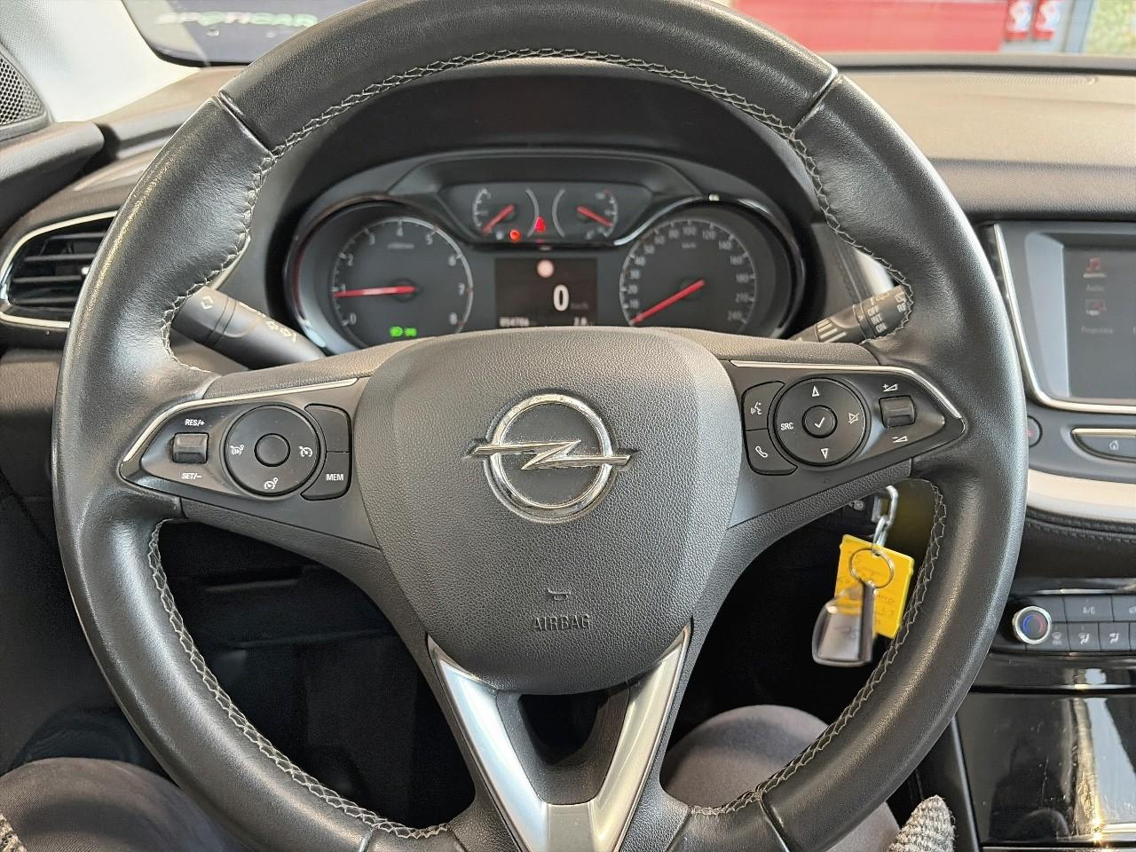 Opel Grandland x 1.2 turbo 130 ch edition — photo 22