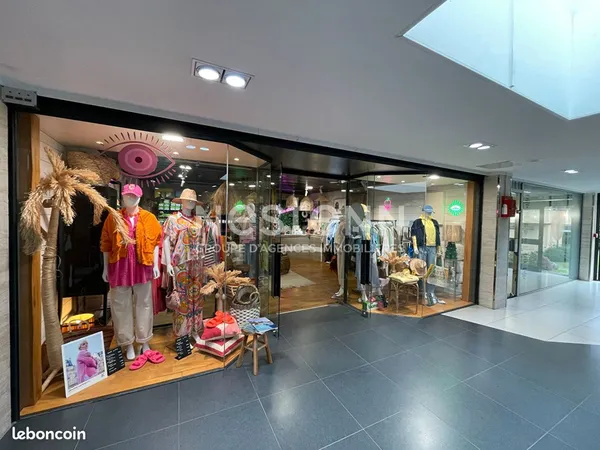 Local commercial 70 m² AURAY