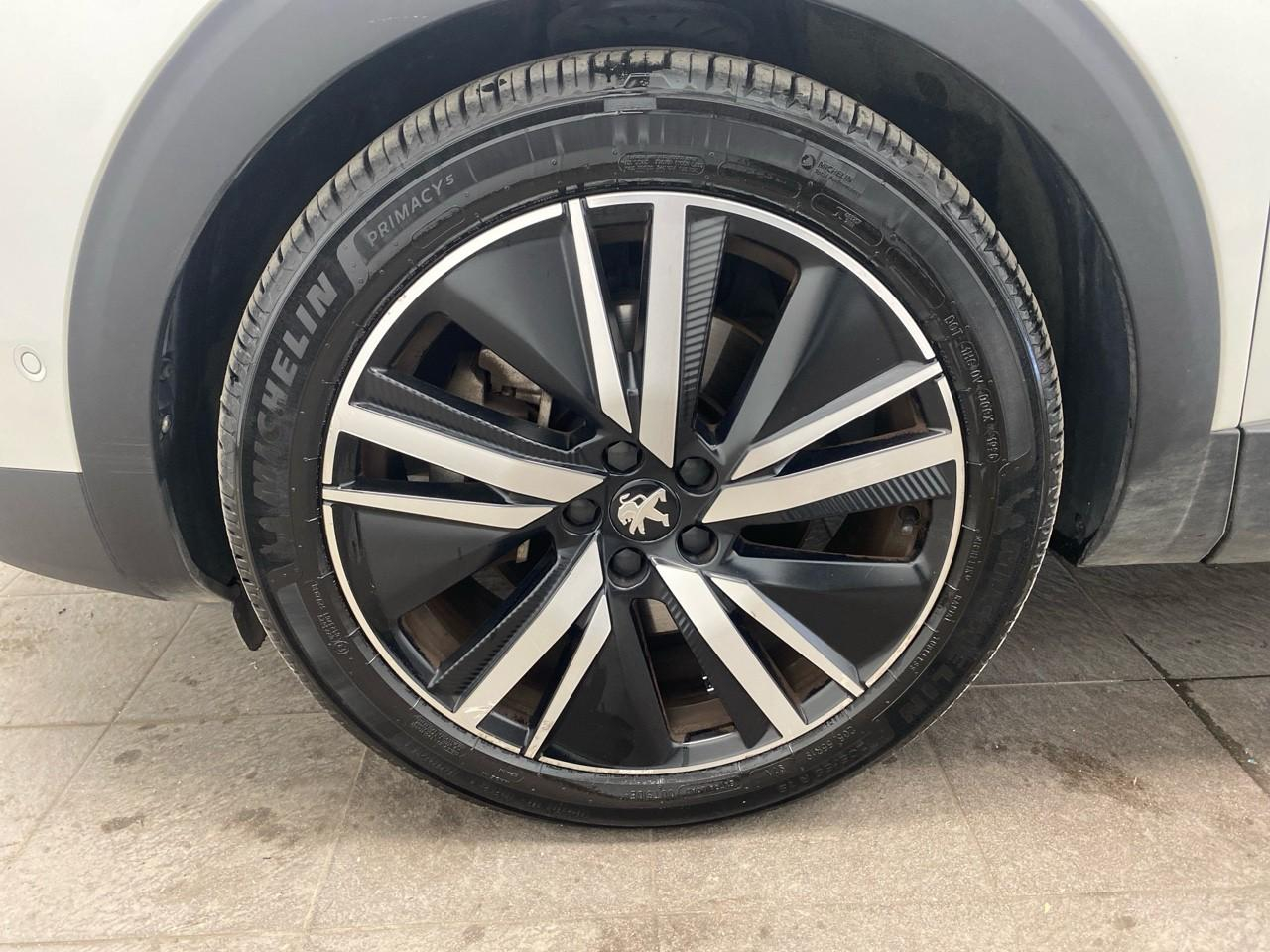 Peugeot 3008 hybrid 225 e-eat8 gt pack — photo 11