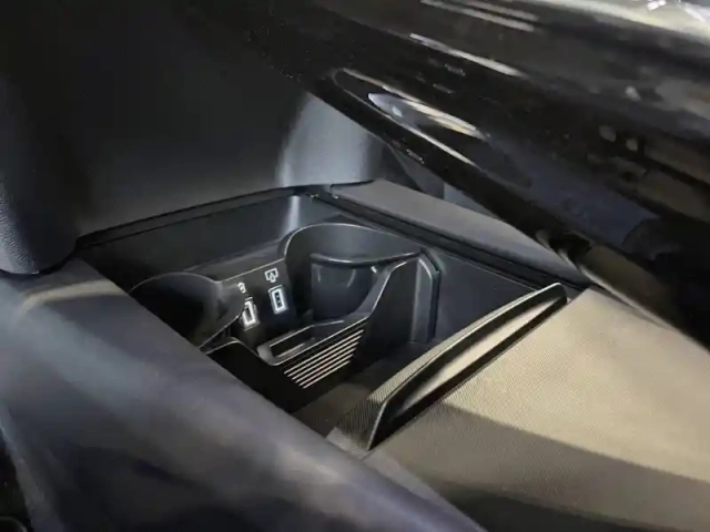Ds N8 n°8 230 ch fwd standard range — photo 45