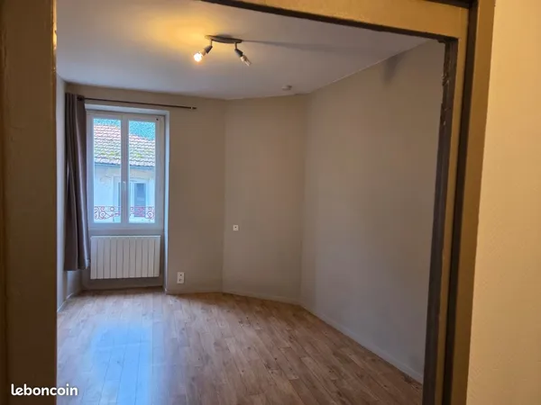 T2 plein centre Fontenay le comte