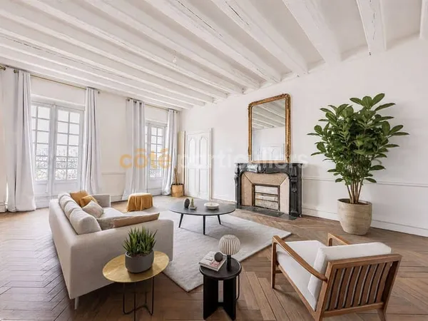 Triplex 5 pièces 220 m²