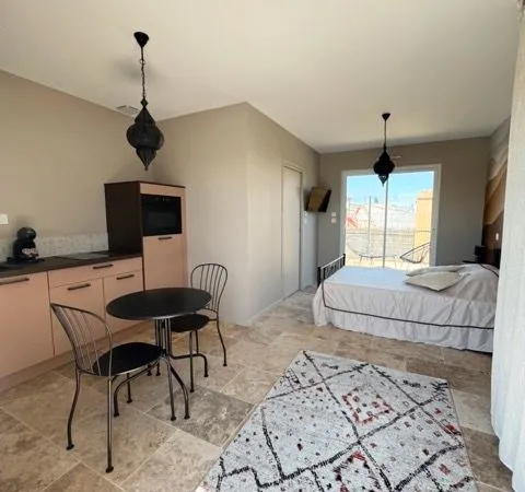 Studio de 25m2 à louer à l'année