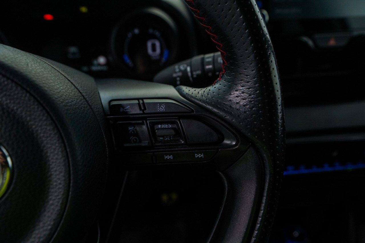 Toyota Yaris 4 — photo 18