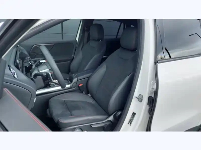 Mercedes Gla 250 e hybrid eq amg line — photo 13