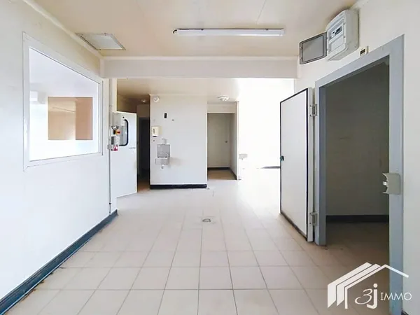 Local commercial rentable immédiatement exploitable