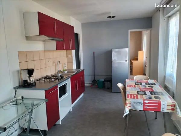 Appartement F2 meublé Falaise