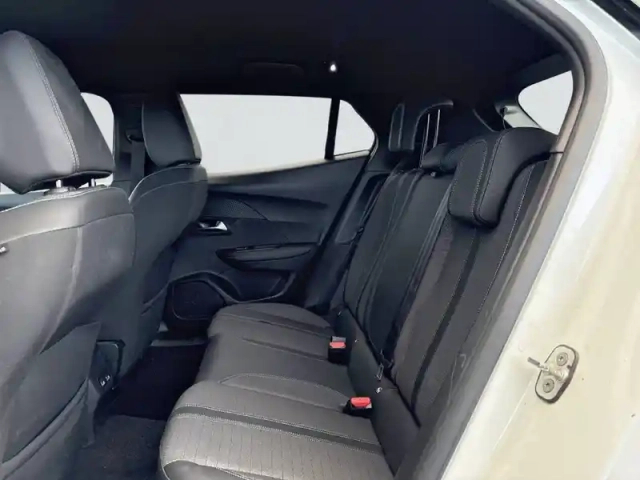 Peugeot 2008 bluehdi 130 s&amp;s eat8 — photo 24