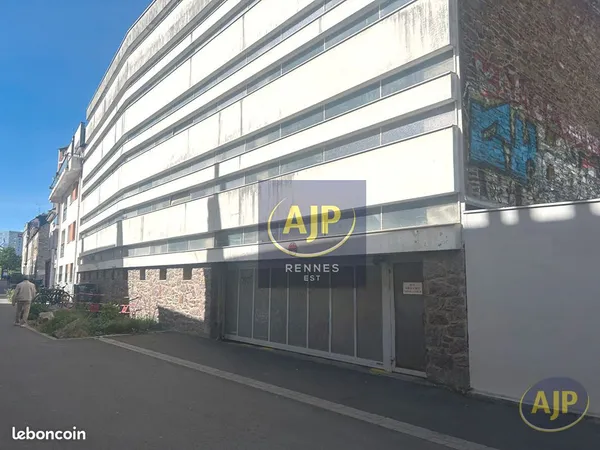 Parking/box 14 m² RENNES