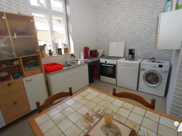 Maison 4 pièces 138 m²