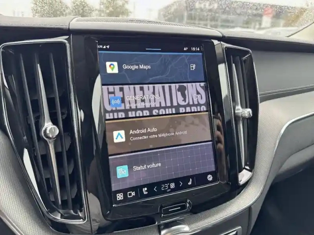 Volvo Xc60 t6 awd hybride rechargeable 253 ch+145 ch geartronic 8 — photo 11