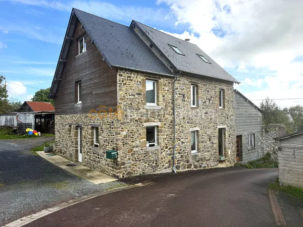 Maison en pierre en parfait état ? 4 chambres ? Courcy (50200)