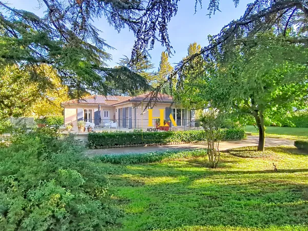 Valence - Maison de 129 m² sur un parc arboré de 2 908 m²