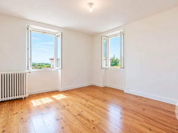 Appartement 6 pièces 153 m²