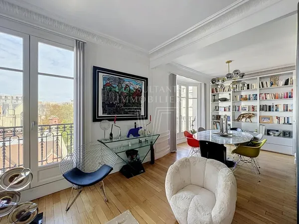 Vends t4 - 106.5 m² - Paris 16ème
