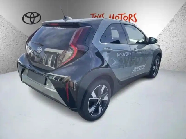Toyota Aygo hybride 116h graphic — photo 6