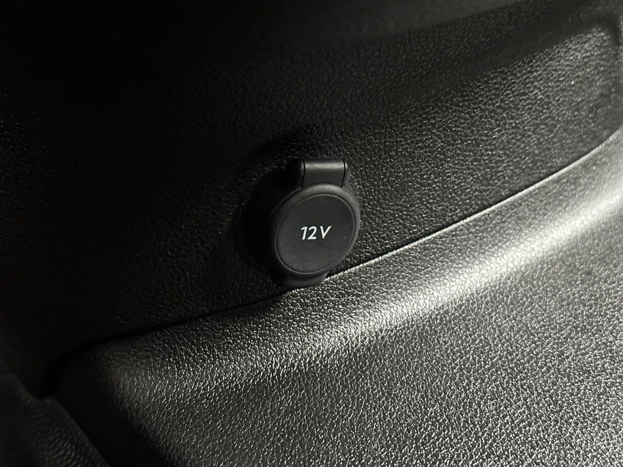 Peugeot Partner fourgon standard 650 kg bluehdi 100 s&s bvm6 premi — photo 28