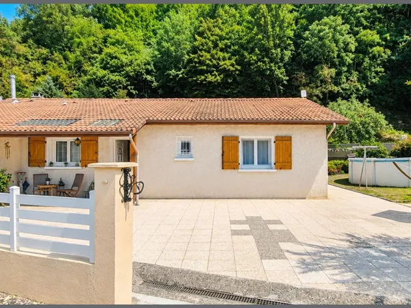 Plain-pied - 3 chambres - terrain 600 m²