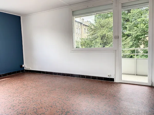 STUDIO NANCY - 1 pièce(s) - 35 m2