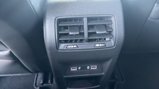 Peugeot 308 SW 1.6 THP PureTech 180 Hybrid e-EAT8 - Allure Pack – 2022 – 70195 km – Hybride rechargeable – Boîte Automatique — photo 35
