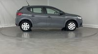Dacia Sandero 1.0 TCe 90ch Expression — photo 4