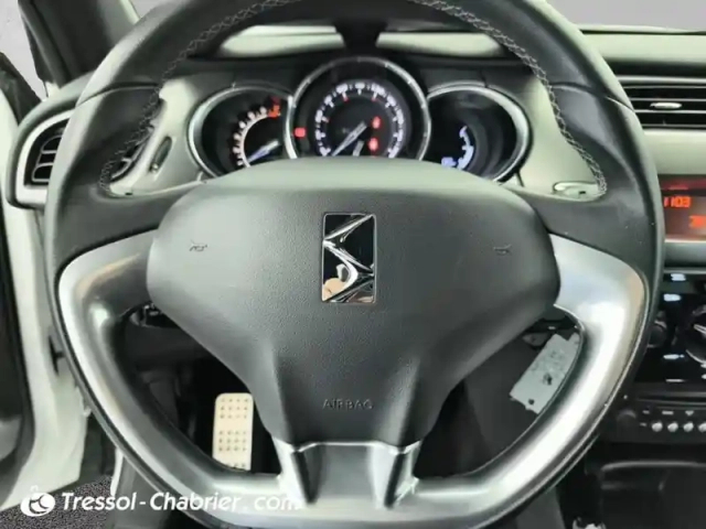 Ds Ds 3 puretech 82 bvm5 be chic — photo 16