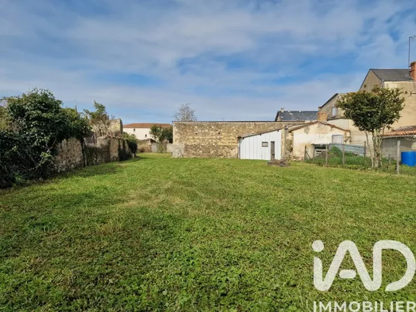 Terrain 435 m²
