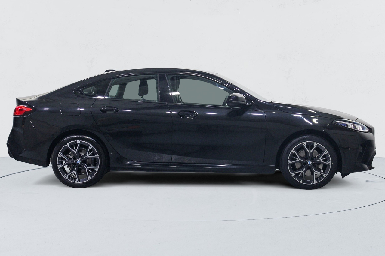 BMW Série 2 — photo 6