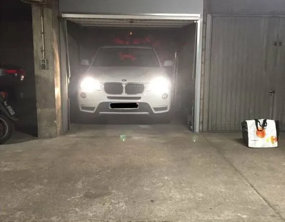 Garage/Parking