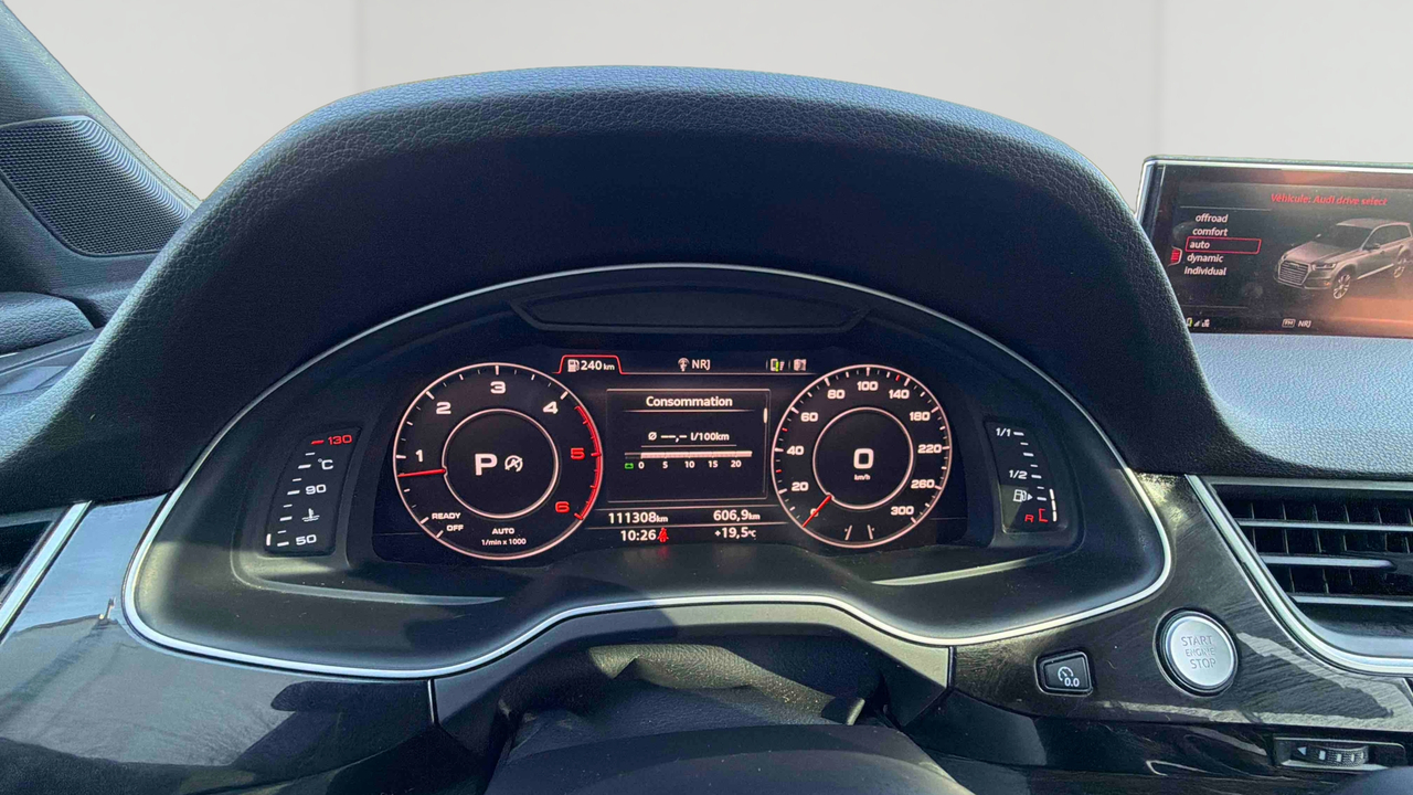 Audi Q7 3.0 V6 TDI Clean Diesel 218 Tiptronic 8 Quattro 7pl — photo 10