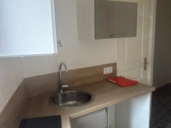 Appartement Location Le Luc 1p 20m² 480€