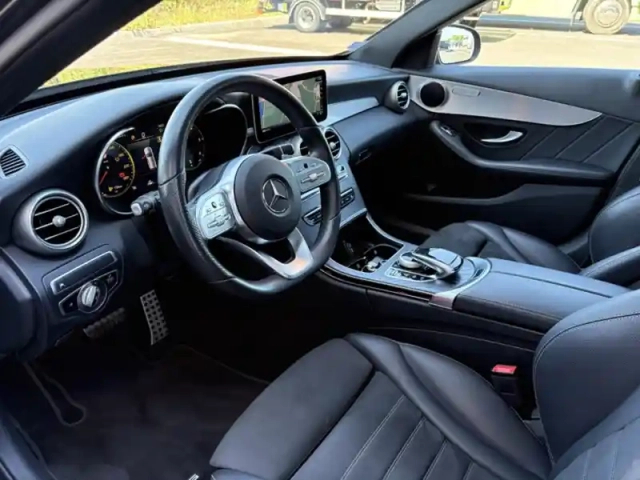Mercedes Classe C 220 d break amg line — photo 10