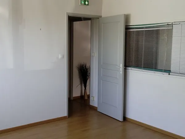 Bureau à Ste Savine