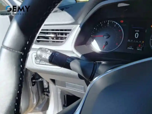 Renault Captur tce 90 — photo 19