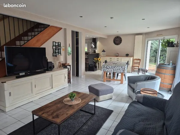 Maison familiale 137 m² - 4 chambres - garage - Cholet